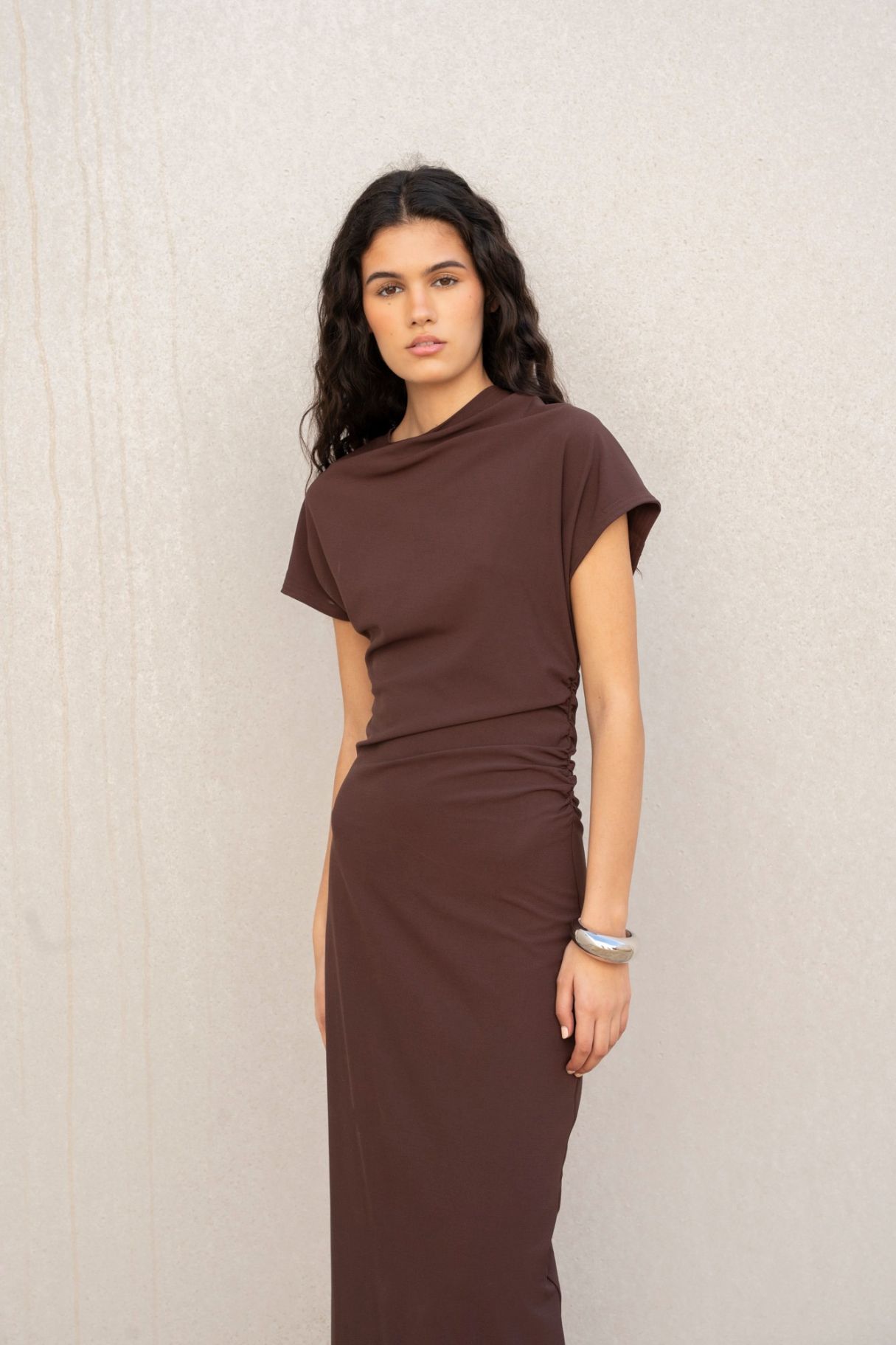 Vestido Midi Drapeado Castanho