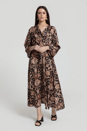 Vestido Preto Midi Estampado Cruzado