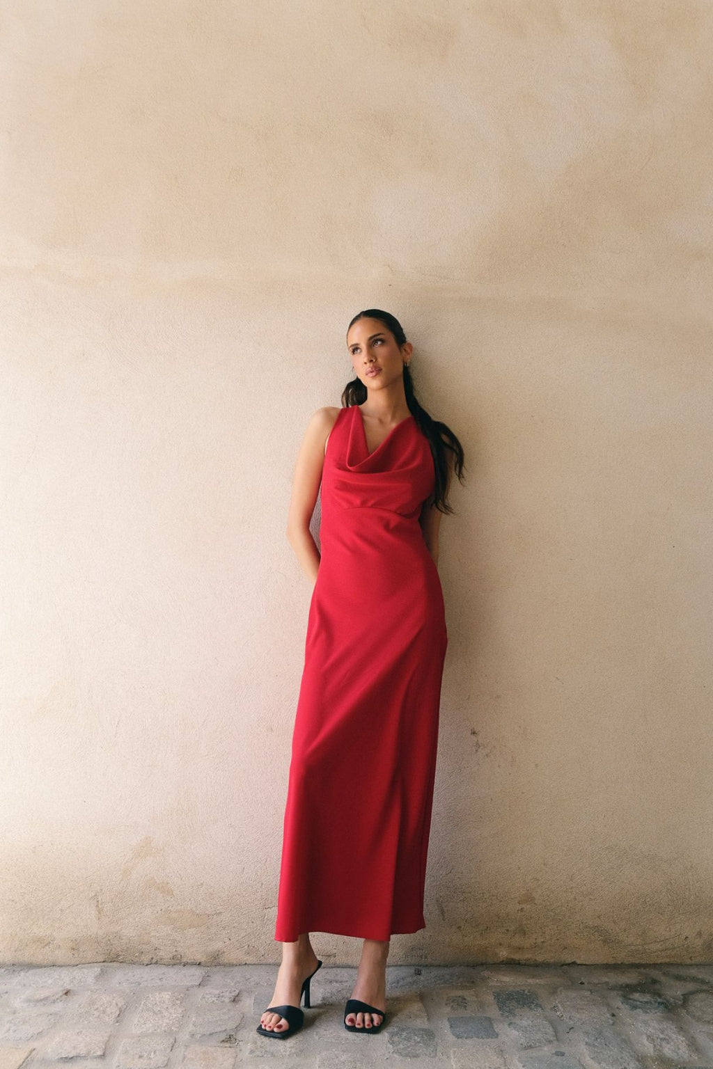 Vestido de Festa Vermelho Pormenor Costas