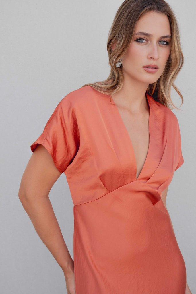 Vestido Midi Cetim