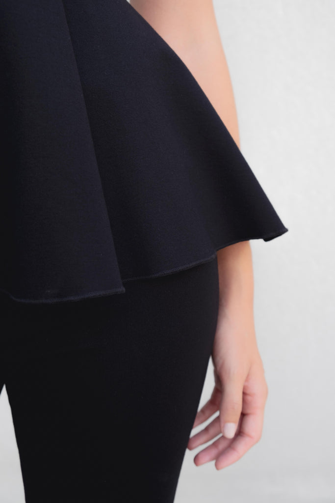 Top Malha Peplum Preto