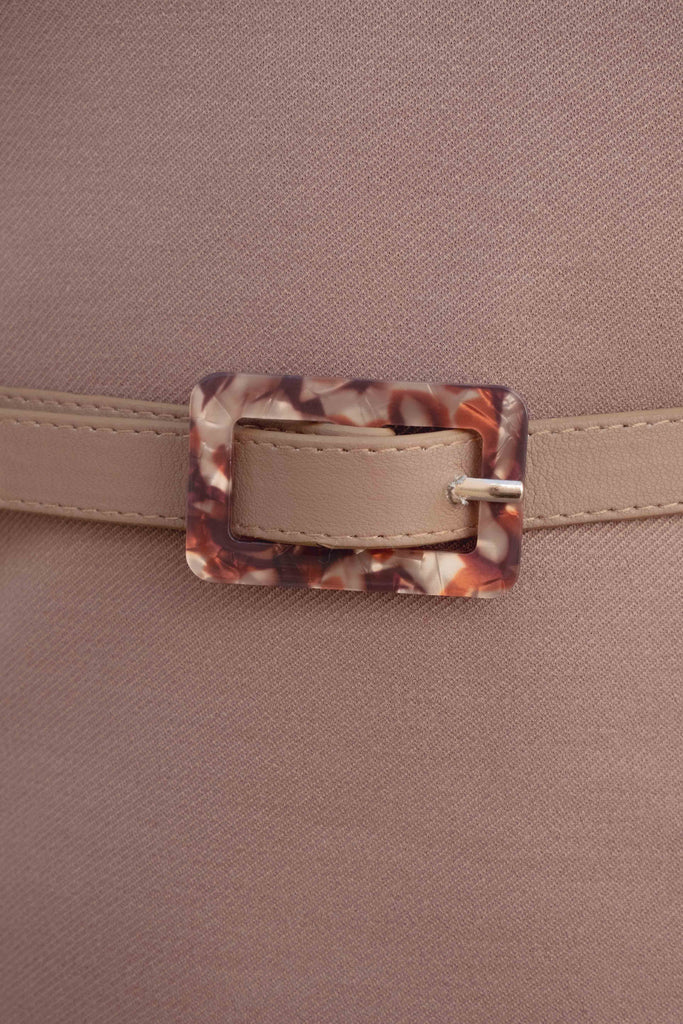 Blusa Clássica Nude com Cinto