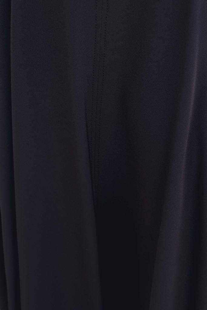 Vestido Midi Clássico Preto