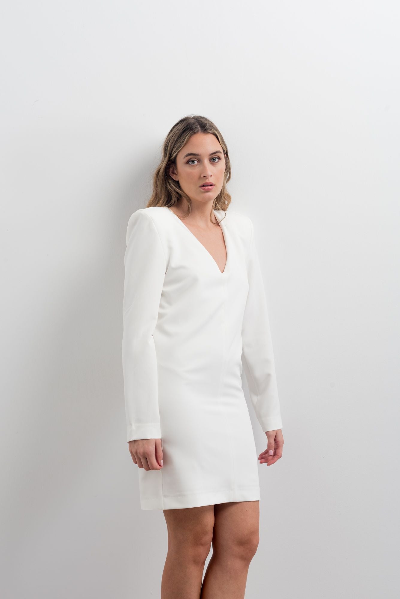 Vestido Cerimónia Curto Ombreiras Branco